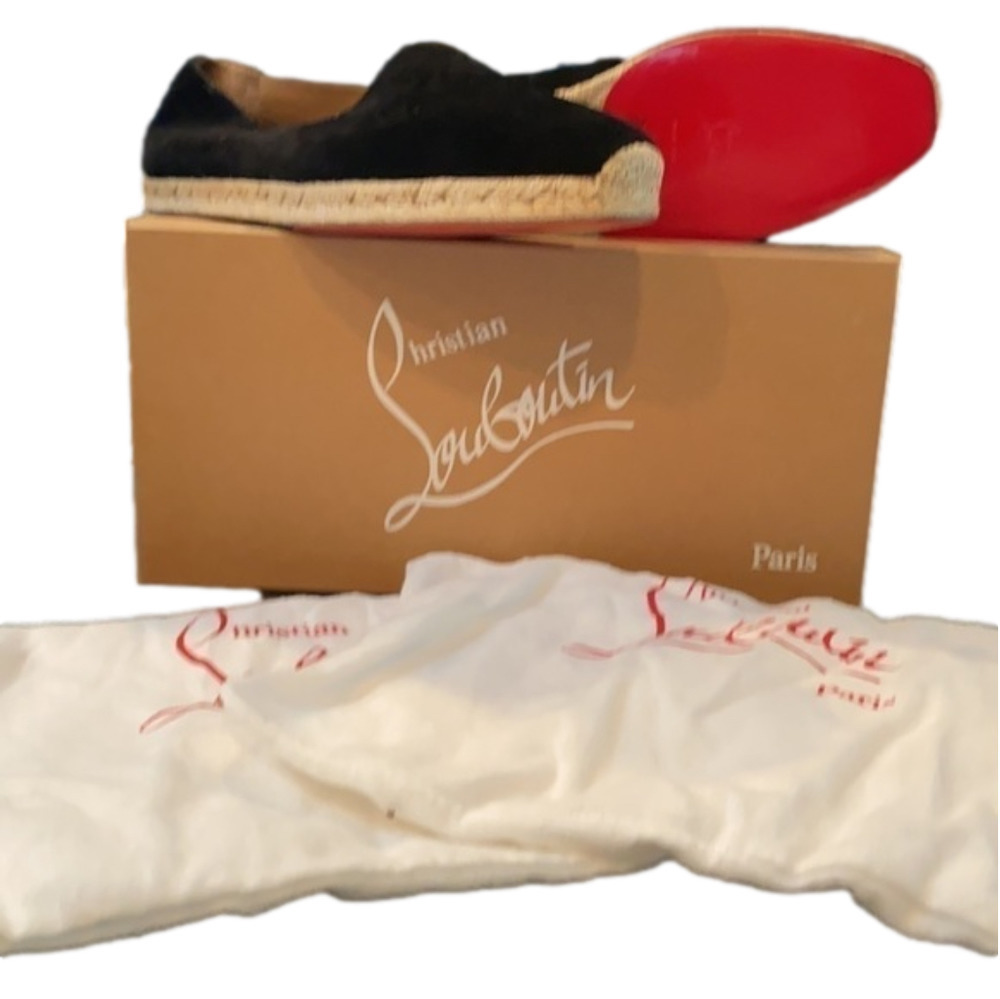 CHRISTIAN Louboutin Alentoro flat veau velours.